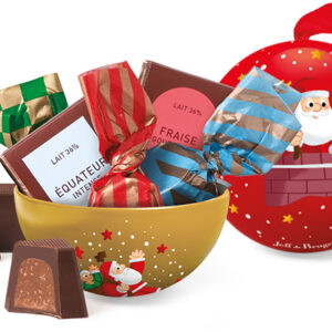 LA BOULE DE NOËL EN MÉTAL